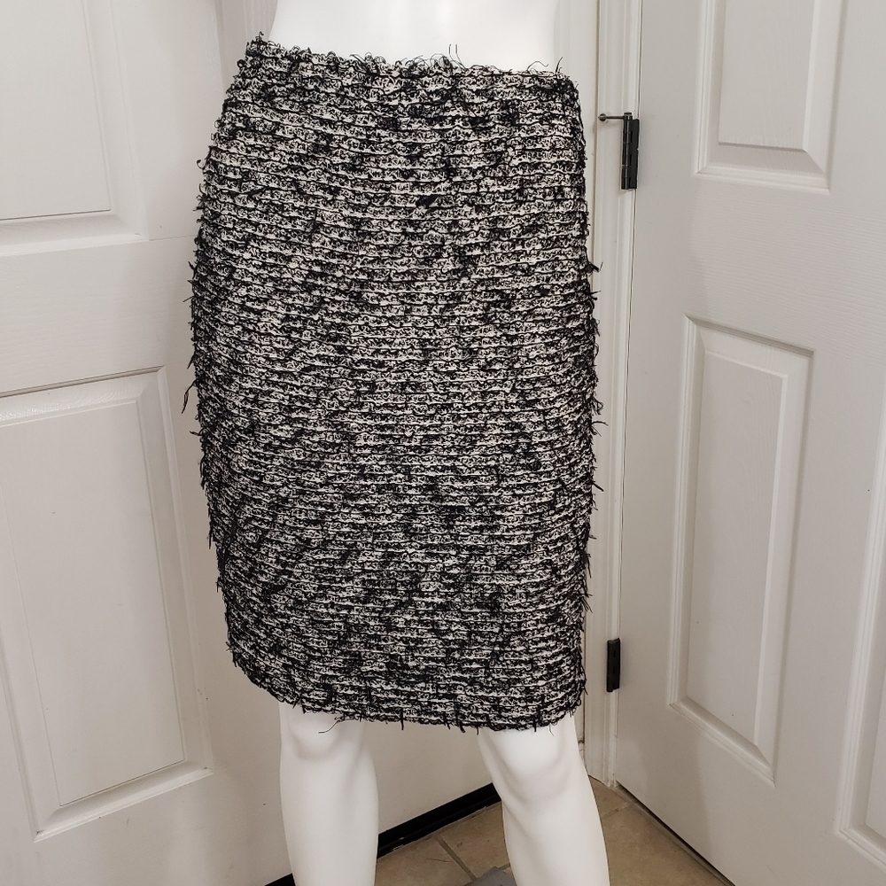 ST. JOHN Couture size 2